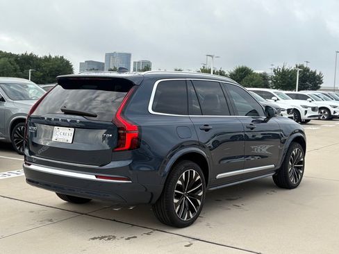 New 2026 Volvo XC90 T8 Plus w/ Protection Package Premier image 4