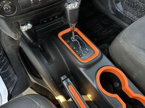 Used 2015 Jeep Wrangler Unlimited Sport w/ Quick Order Package 24S image 29