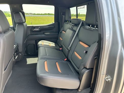 Used 2025 GMC Sierra 1500 AT4 w/ AT4 Premium Package AWD/4WD image 22