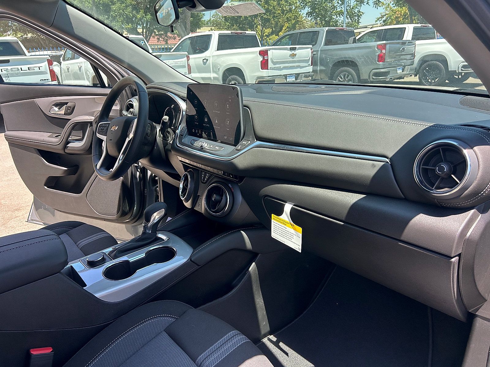 New 2026 Chevrolet Blazer LT FWD image 28