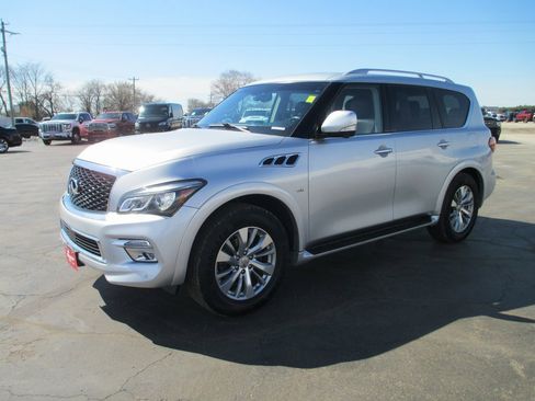 Used 2015 INFINITI QX80 4WD w/ Driver's Assistance Package image 10