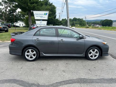 Used 2012 Toyota Corolla S FWD image 10