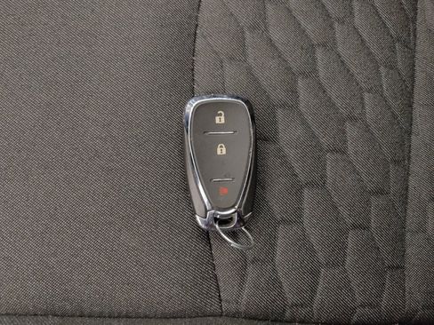 Used 2019 Chevrolet Equinox LT w/ LPO, Cargo Package FWD image 32