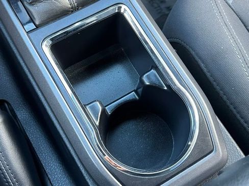 Used 2017 Toyota Tacoma TRD Off-Road image 34