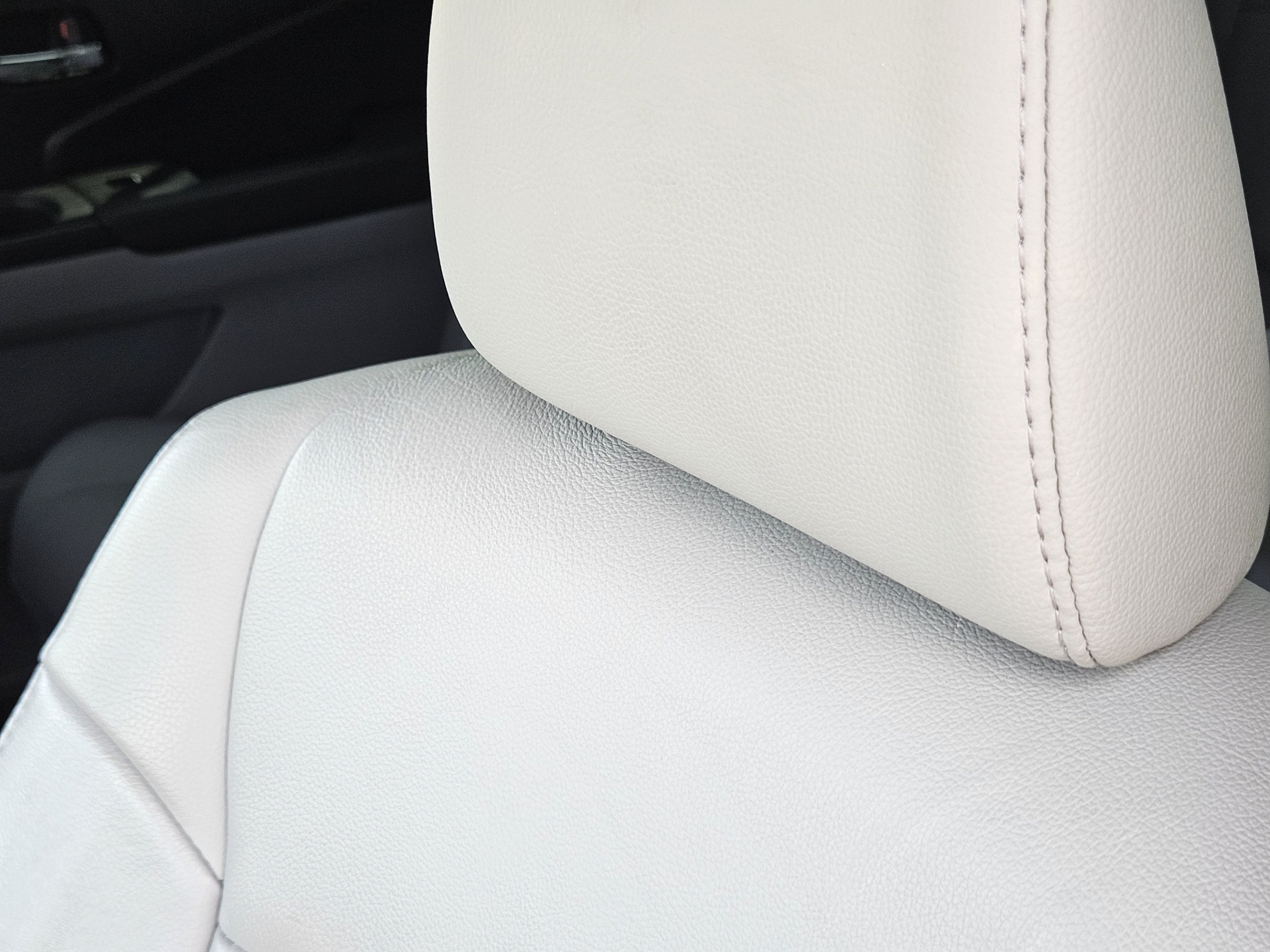 Used 2019 Honda Pilot Touring image 7