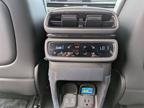 New 2026 Genesis GV80 3.5T e-SC image 25