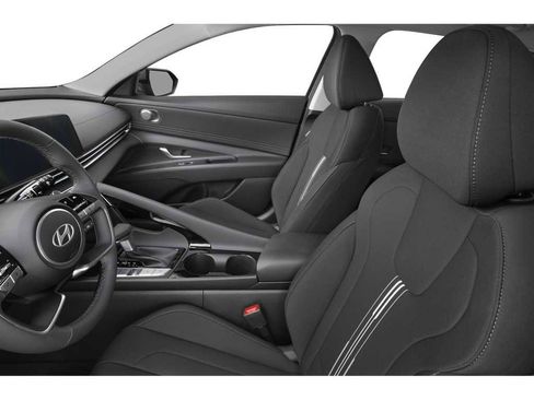 Used 2025 Hyundai Elantra SEL FWD image 52