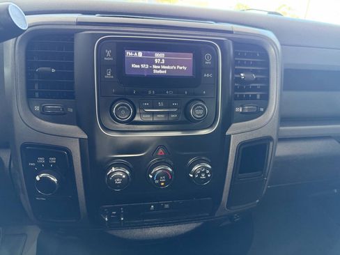 Used 2017 RAM 2500 Tradesman w/ Chrome Appearance Group AWD/4WD image 9