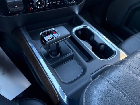 Used 2026 Chevrolet Silverado 1500 High Country w/ Midnight Edition image 19