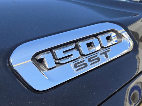 Used 2025 RAM 1500 Lone Star AWD/4WD image 8