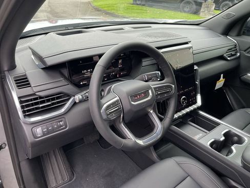 New 2026 GMC Acadia Elevation w/ Black Edition AWD/4WD image 10