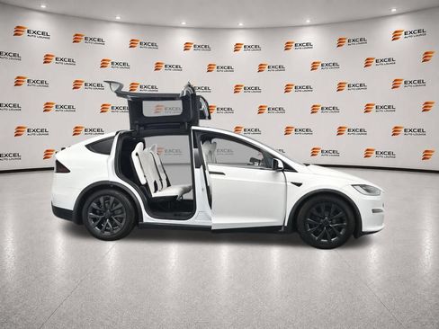 Used 2022 Tesla Model X AWD/4WD image 54