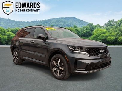 Used 2023 Kia Sorento S w/ Panoramic Sunroof Package