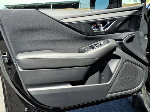 Used 2025 Subaru Outback Premium w/ Popular Package #1A image 22