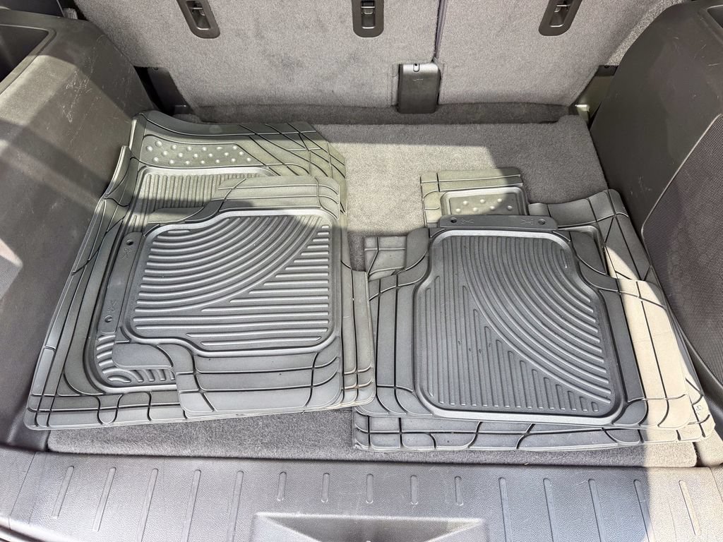 Used 2016 GMC Terrain SLE FWD image 17