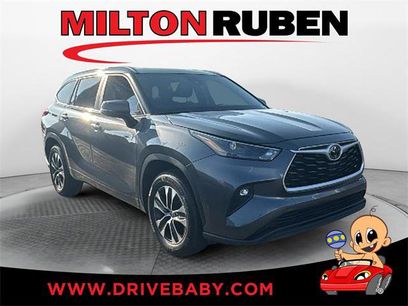 Used 2023 Toyota Highlander XLE