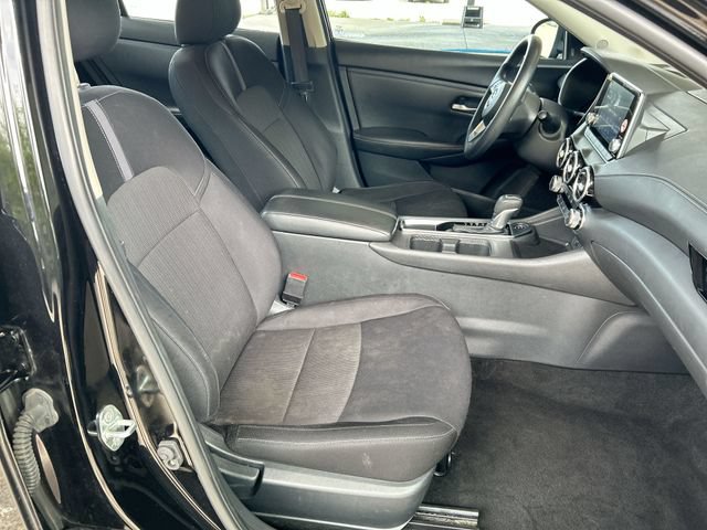 Used 2024 Nissan Sentra SV FWD image 25