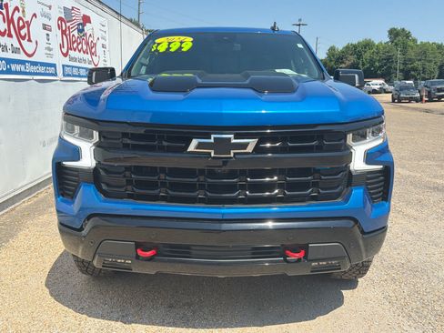 Used 2024 Chevrolet Silverado 1500 LT Trail Boss w/ LT Trail Boss Premium Package AWD/4WD image 5