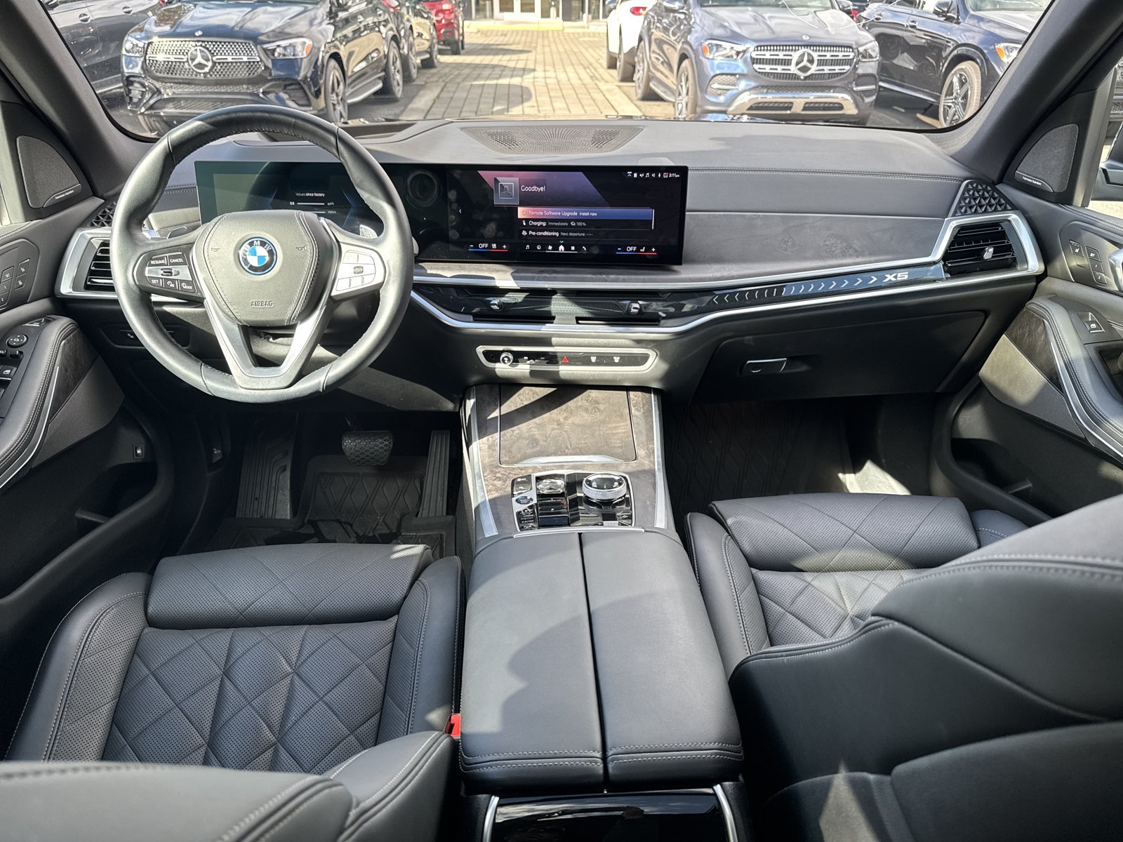 Used 2024 BMW X5 xDrive50e w/ Executive Package AWD/4WD image 25