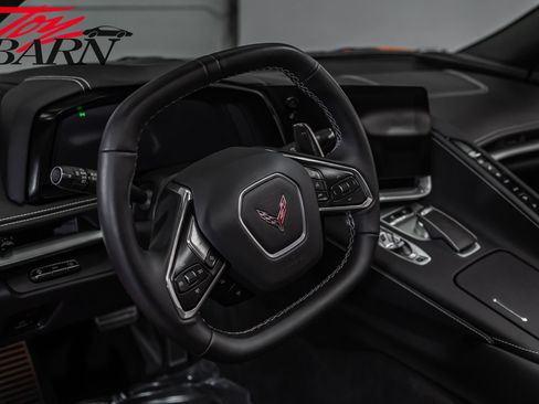 Used 2024 Chevrolet Corvette Stingray Preferred Conv w/ 2LT image 34