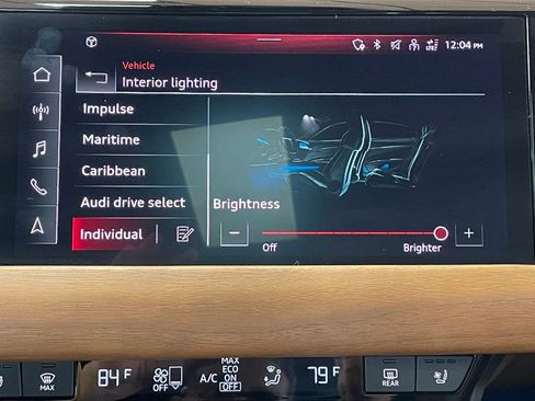 Used 2022 Audi e-tron GT Prestige w/ Prestige Package image 36