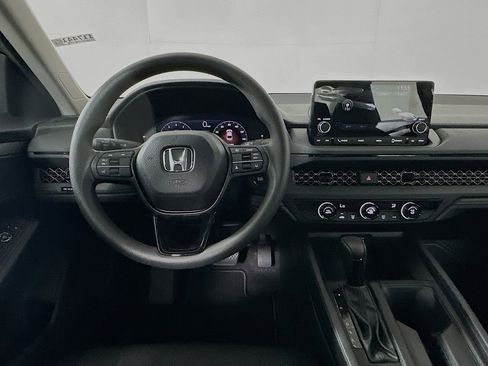 Used 2025 Honda Accord LX image 19