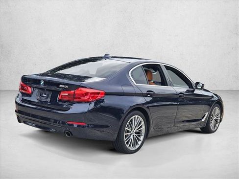 Used 2020 BMW 530i w/ Premium Package RWD image 5