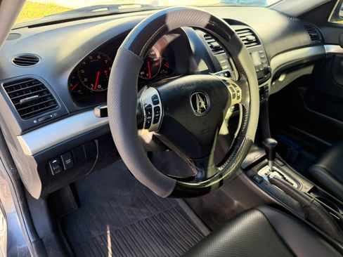 Used 2005 Acura TSX image 25