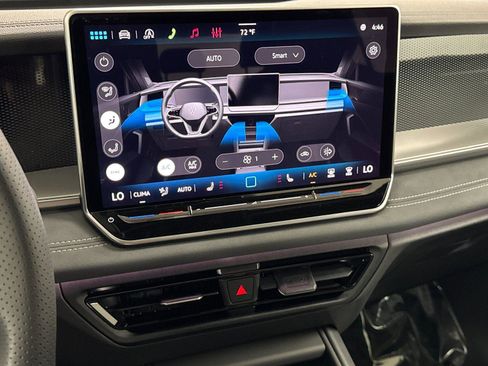 New 2026 Volkswagen Tiguan SE R-Line AWD/4WD image 19