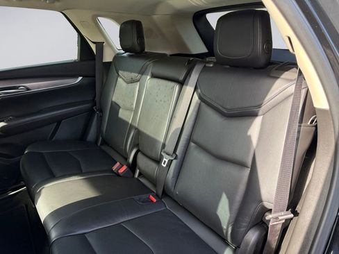 Used 2018 Cadillac XT5 Premium Luxury image 18