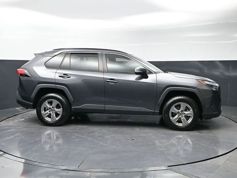 Used 2023 Toyota RAV4 XLE image 4