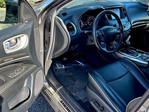 Used 2019 INFINITI QX60 Luxe image 17
