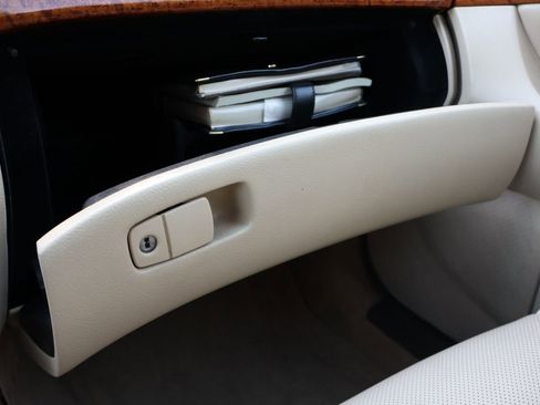 Used 2004 Lexus LS 430 image 37