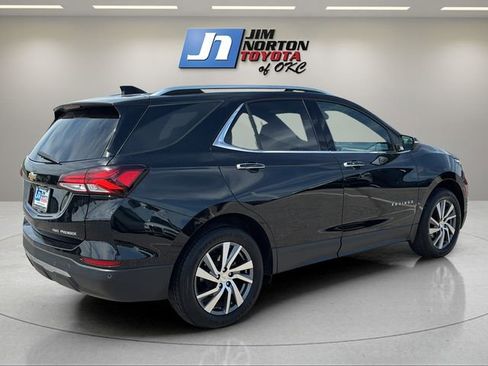 Used 2023 Chevrolet Equinox Premier AWD/4WD image 5