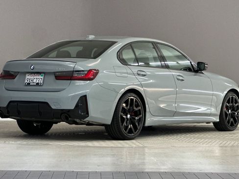 Used 2026 BMW 330i Sedan w/ M Sport Package RWD image 8