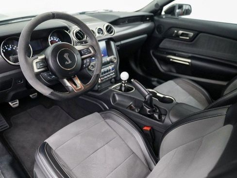 Used 2019 Ford Mustang Shelby GT350 w/ Technology Package image 18