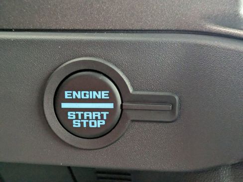 New 2025 Ford Bronco Badlands image 28