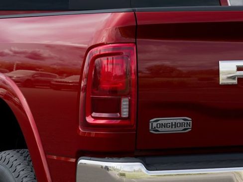 New 2026 RAM 2500 Limited AWD/4WD image 9