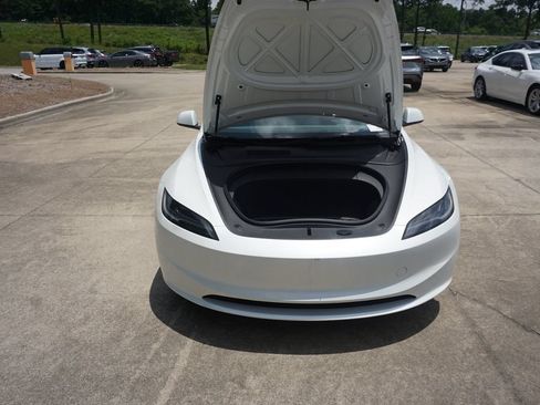 Used 2024 Tesla Model 3 Standard Range RWD image 23