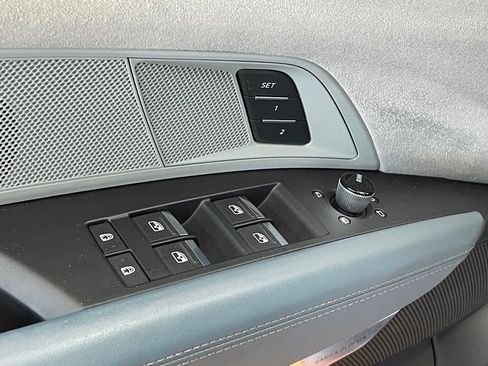 Used 2024 Audi RS e-tron GT w/ Carbon Performance Package image 16