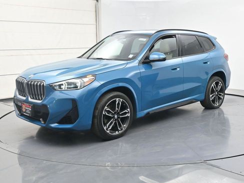 Used 2023 BMW X1 xDrive28i w/ M Sport Package AWD/4WD image 1