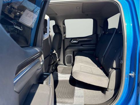 Used 2022 Chevrolet Silverado 1500 LT image 13