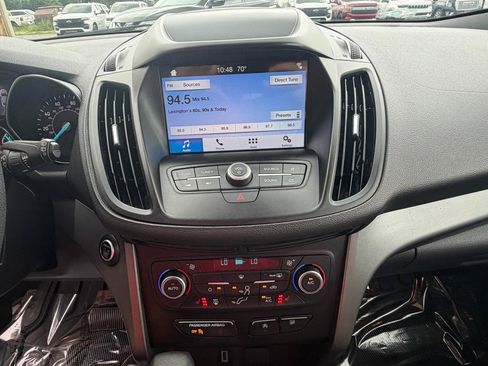 Used 2019 Ford Escape SE FWD image 28