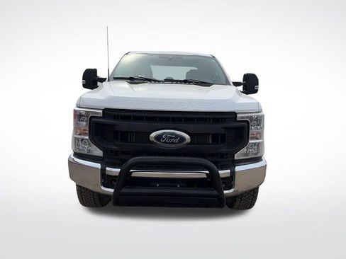 Used 2022 Ford F250 XL w/ Power Equipment Group AWD/4WD image 2