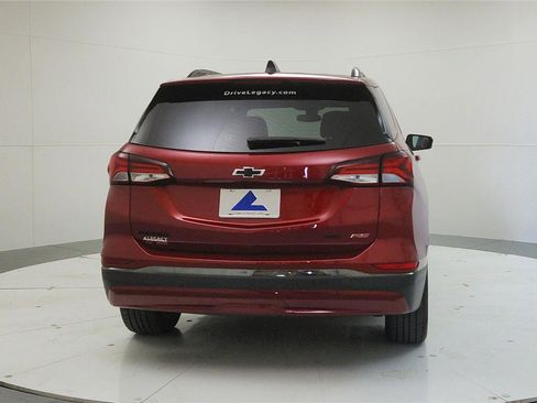 Used 2023 Chevrolet Equinox RS image 6