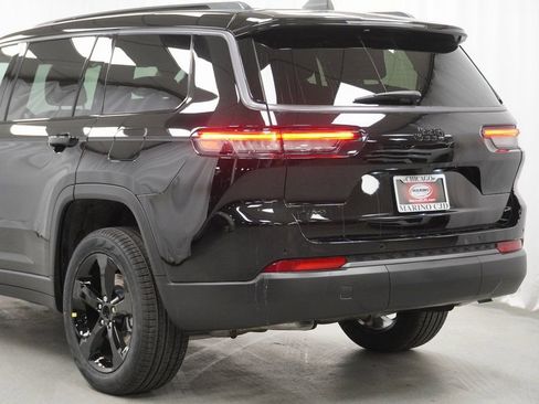 New 2026 Jeep Grand Cherokee L Limited image 12