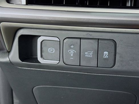 Certified 2024 Hyundai Santa Fe SEL FWD image 10
