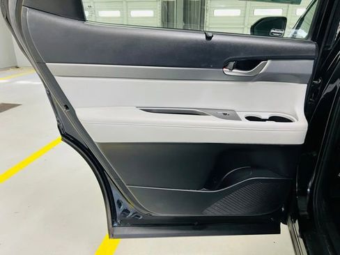 Used 2022 Hyundai Palisade SEL w/ Premium Package FWD image 28