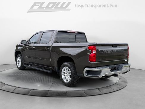 Used 2021 Chevrolet Silverado 1500 LT AWD/4WD image 6