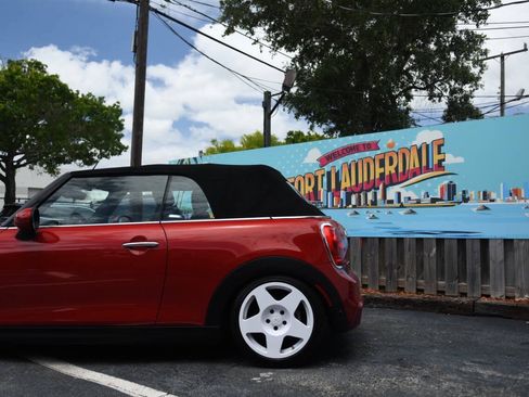 Used 2016 MINI Cooper S FWD image 9